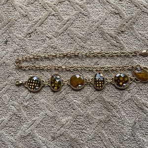 Gold tone chain-link belt from Chico’s. Fully adjustable. Great condition.